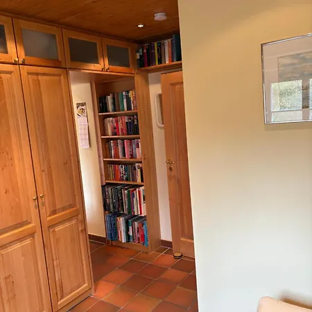 Near Lueneburg With Garden, Fireplace & Private Entrance - Up To 6 Guests Bienenbuettel